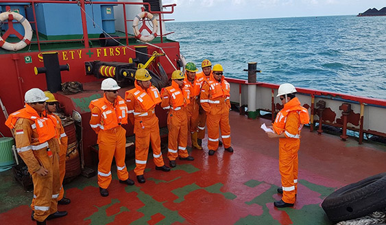  Everest Shipping Agency 