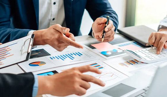  Everest Shipping Agency 